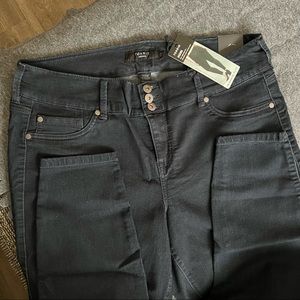 Torrid Jegging - Super Stretch Dark Wash
